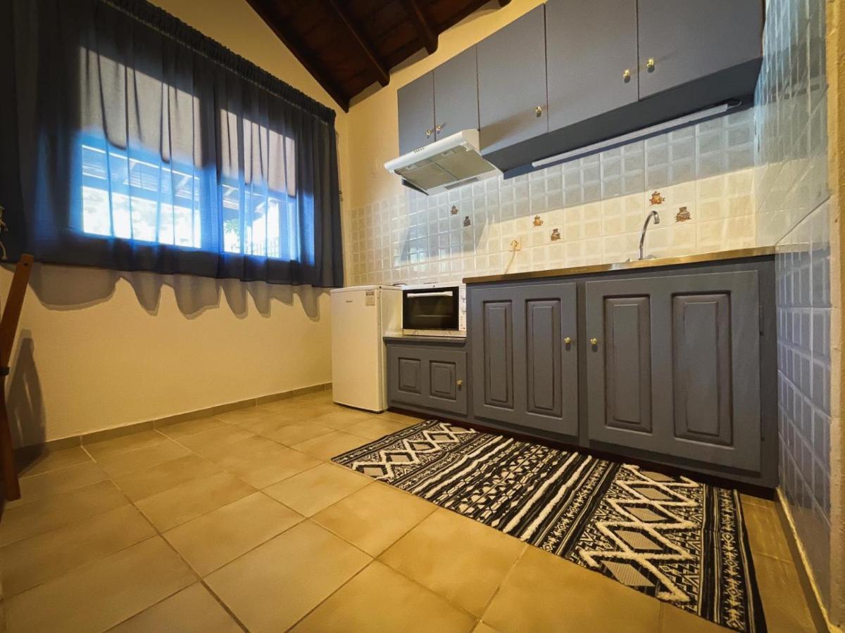 Spitaki Guest House Мегали Амос Екстериор снимка